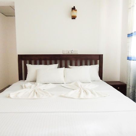 Shaa Lodge Tissamaharama Esterno foto