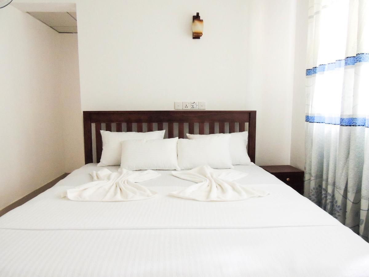 Shaa Lodge Tissamaharama Esterno foto