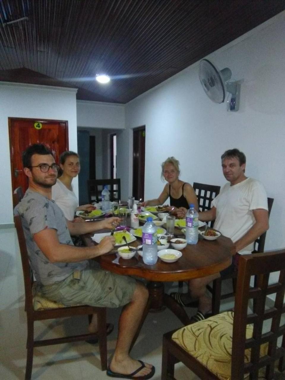 Shaa Lodge Tissamaharama Esterno foto
